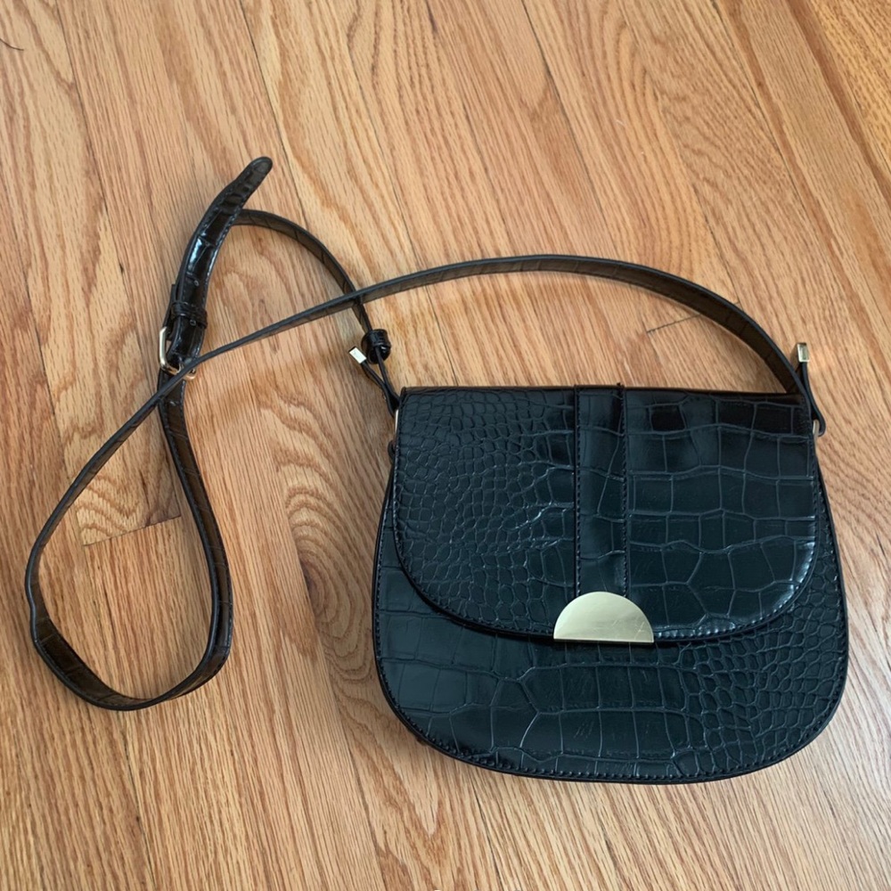 CROC BLACK LEATHER CROSSBODY